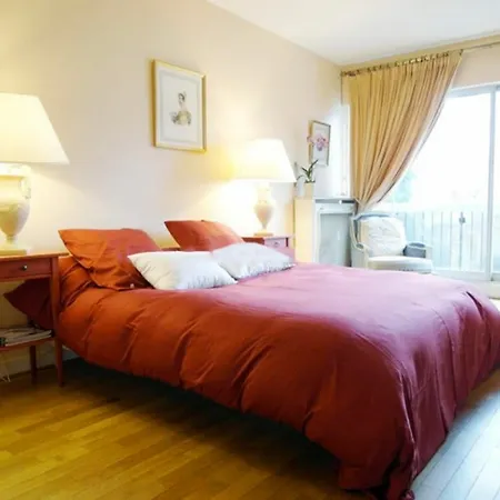 Chic In With Garden View - Near Eiffel Tower, M Paris